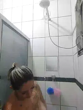 Snapshot of baixinhaloira chatting on 12/21/24, 09:58 baixinhaloira online show from 12/21/24, 09:58