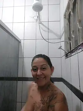 Snapshot of baixinhaloira chatting on 11/05/25, 03:06 baixinhaloira online show from 11/05/25, 03:06