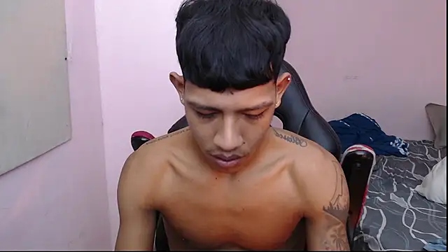 mr stiven  online show from 01/06/25, 01:42