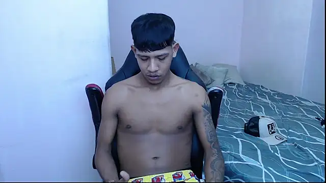 mr stiven  online show from 01/28/25, 06:16