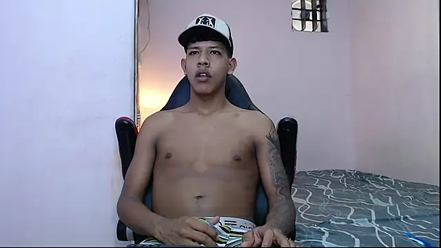 mr stiven  online show from 01/31/25, 06:24