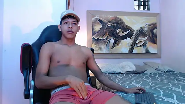 mr stiven  online show from 02/20/25, 05:44