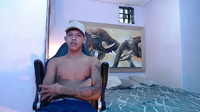 mr stiven  online show from 02/20/25, 08:50