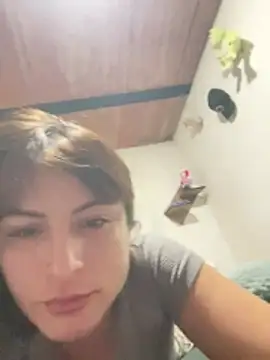 Snapshot of Liah_ferrer chatting on 07/10/26, 04:17 Liah ferrer online show from 07/10/26, 04:17