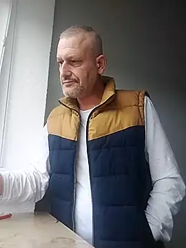 Husoban online show from 12/19/25, 09:05