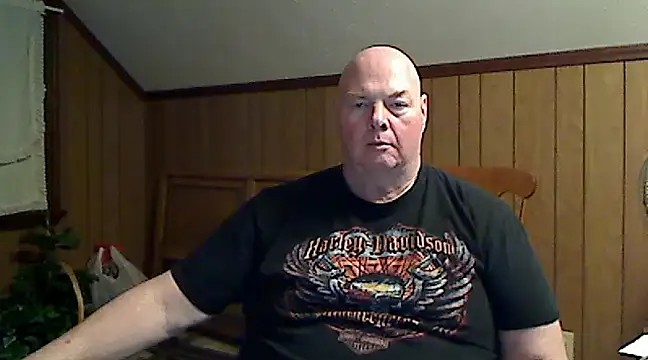 Snapshot of harley99574 chatting on 01/04/25, 10:45 harley99574 online show from 01/04/25, 10:45