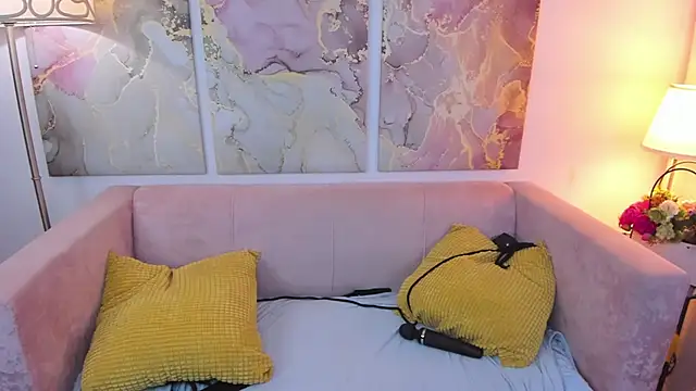 Snapshot of RachelPirce chatting on 01/16/25, 11:04 RachelPirce online show from 01/16/25, 11:04