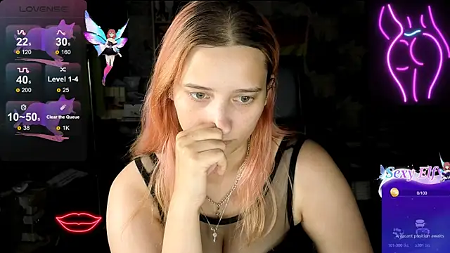 Snapshot of RachelPirce chatting on 07/12/26, 08:11 RachelPirce online show from 07/12/26, 08:11