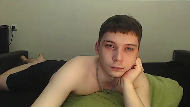 Snapshot of __sugarrebit chatting on 01/28/25, 07:21   sugarrebit online show from 01/28/25, 07:21