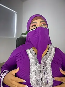 jazmin anbar online show from 04/13/26, 06:13