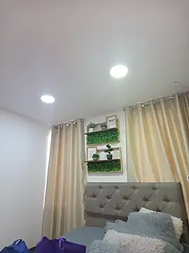 sasi luna online show from 02/09/26, 01:48