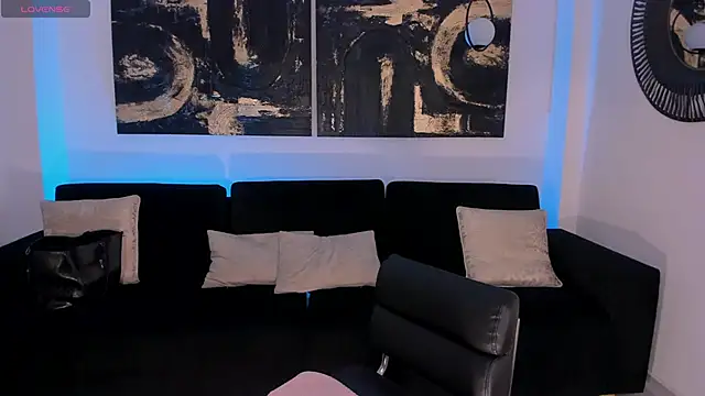 Snapshot of MiaFarrell_ chatting on 06/20/26, 11:24 MiaFarrell online show from 06/20/26, 11:24