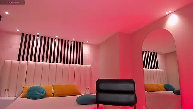 BellaCarteer  online show from 02/08/25, 07:59