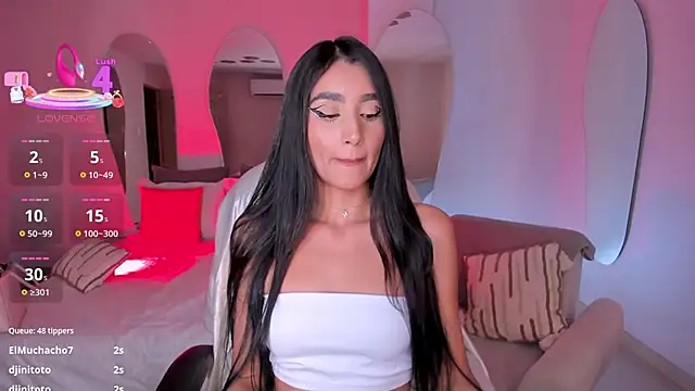 BellaCarteer  online show from 12/13/25, 08:14