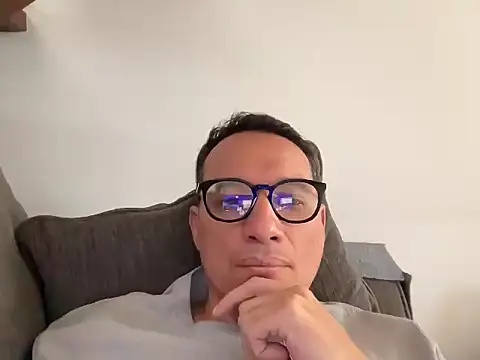 alex ruiz85 online show from 01/05/26, 07:50