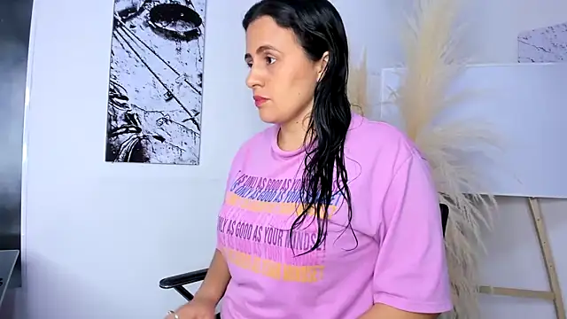 africa holmes online show from 12/16/25, 02:16