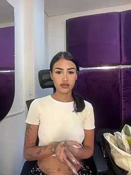 Cassie howard  online show from 02/18/25, 03:42