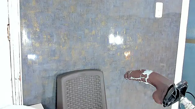 violett collins  online show from 11/07/25, 03:17