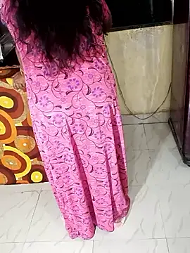 Snapshot of _Hot-Couple chatting on 12/19/25, 08:27 Hot-Couple online show from 12/19/25, 08:27