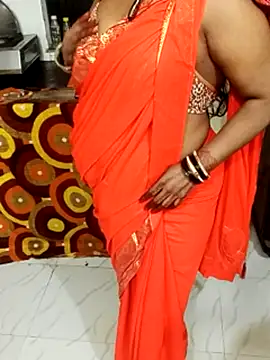 Snapshot of _Hot-Couple chatting on 01/14/26, 09:20 Hot-Couple online show from 01/14/26, 09:20