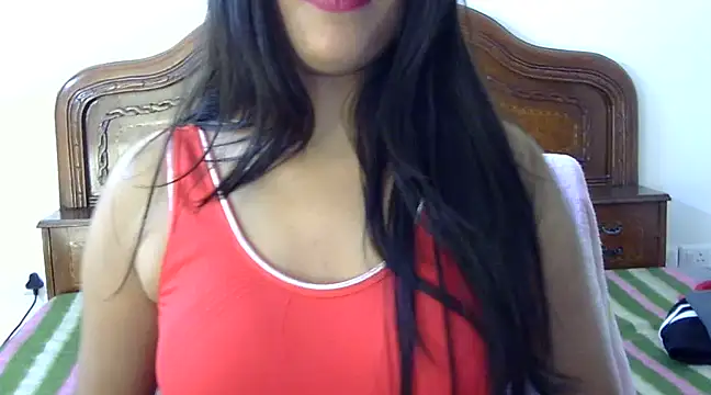 Snapshot of AniHeart chatting on 01/27/25, 06:41 AniHeart online show from 01/27/25, 06:41