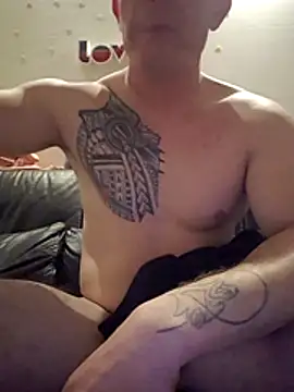 jourdinio13 online show from 02/05/26, 04:55