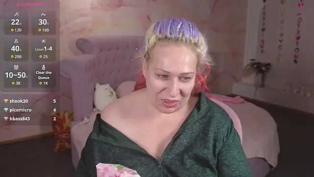 Penelope Pinky online show from 12/19/25, 10:33