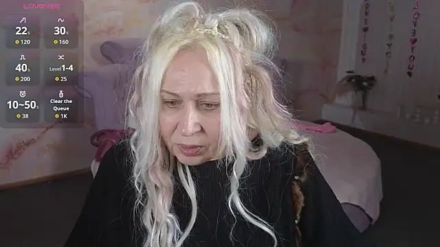 Penelope Pinky online show from 12/22/25, 10:34