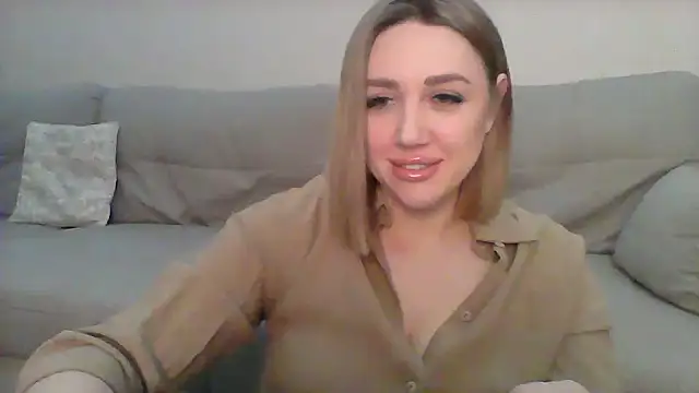 VickyLove047 online show from 01/16/25, 04:17