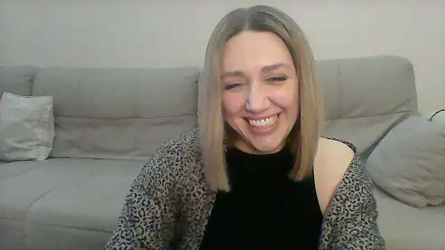VickyLove047 online show from 02/05/25, 10:19