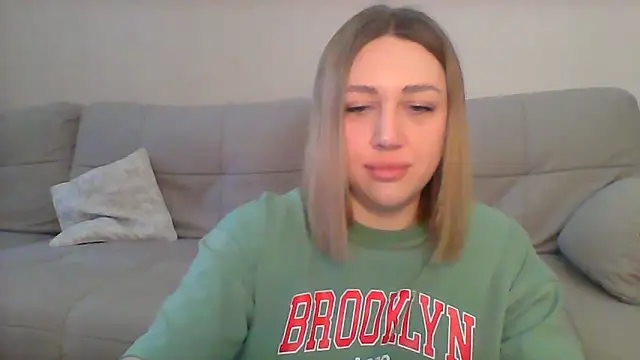 VickyLove047 online show from 03/01/25, 07:51