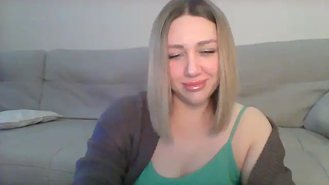 VickyLove047 online show from 03/08/25, 05:49