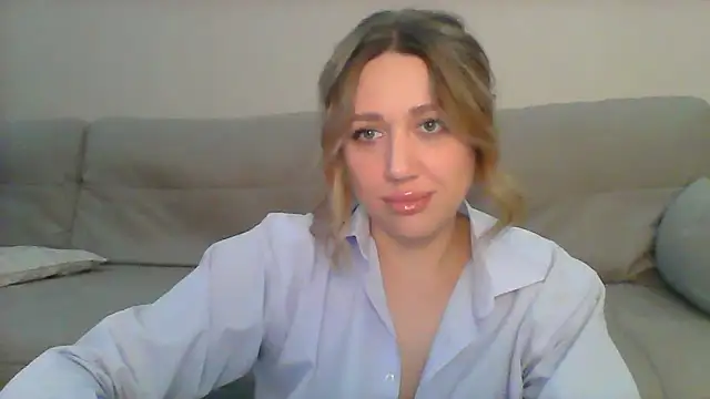 VickyLove047 online show from 03/09/25, 05:11