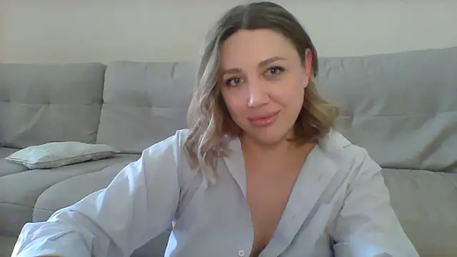 VickyLove047 online show from 03/09/25, 11:25