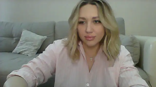 VickyLove047 online show from 09/18/25, 06:37