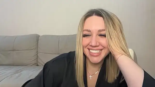 VickyLove047 online show from 10/04/25, 08:45