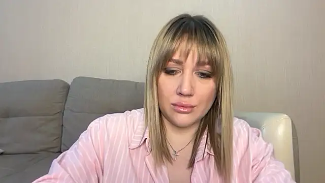 VickyLove047 online show from 04/11/26, 06:51