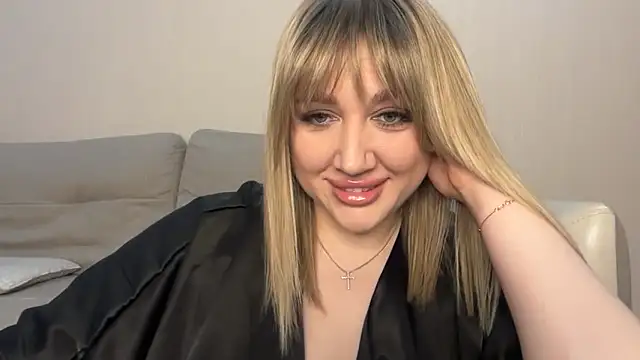 VickyLove047 online show from 04/18/26, 06:50