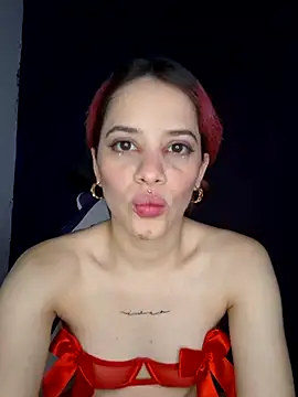 Snapshot of franchezkavegaaa chatting on 03/10/25, 02:37 franchezkavegaaa online show from 03/10/25, 02:37