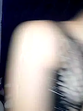 Snapshot of franchezkavegaaa chatting on 03/12/25, 02:45 franchezkavegaaa online show from 03/12/25, 02:45