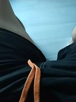 Dannydy2015 online show from 10/18/25, 12:35