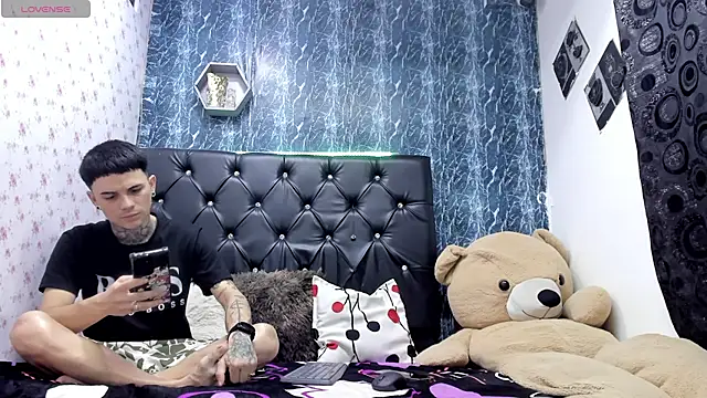 exotic hot couple online show from 02/04/26, 09:09