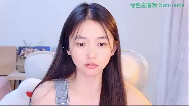 Snapshot of CN-Babycat chatting on 05/26/26, 04:03 CN-Babycat online show from 05/26/26, 04:03