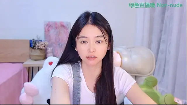 Snapshot of CN-Babycat chatting on 06/15/26, 03:25 CN-Babycat online show from 06/15/26, 03:25