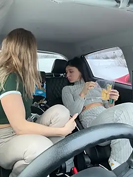 JulliaVegas online show from 02/12/25, 02:24