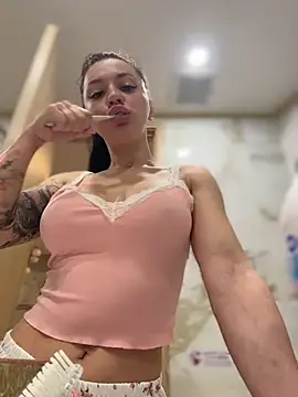 JulliaVegas online show from 03/12/26, 12:39