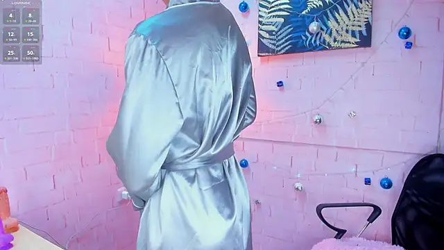 Snapshot of JACK_BLOSSOM_ chatting on 12/19/24, 03:08 JACK BLOSSOM online show from 12/19/24, 03:08