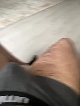 Snapshot of Sert_Lolitx chatting on 12/26/24, 08:39 Sert Lolitx online show from 12/26/24, 08:39