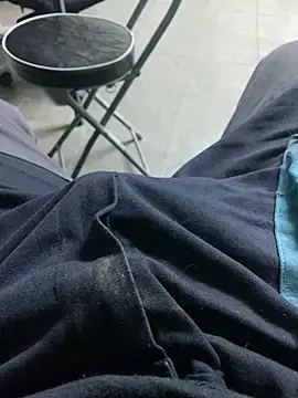 Snapshot of Sert_Lolitx chatting on 03/07/25, 05:40 Sert Lolitx online show from 03/07/25, 05:40