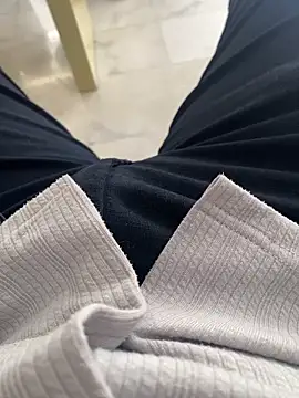 Snapshot of Sert_Lolitx chatting on 09/09/25, 10:15 Sert Lolitx online show from 09/09/25, 10:15